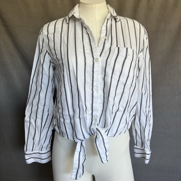 Rails Button Up Shirt Womens XS White Black Val Storm Striped Tie Front Collared - Picture 1 of 11